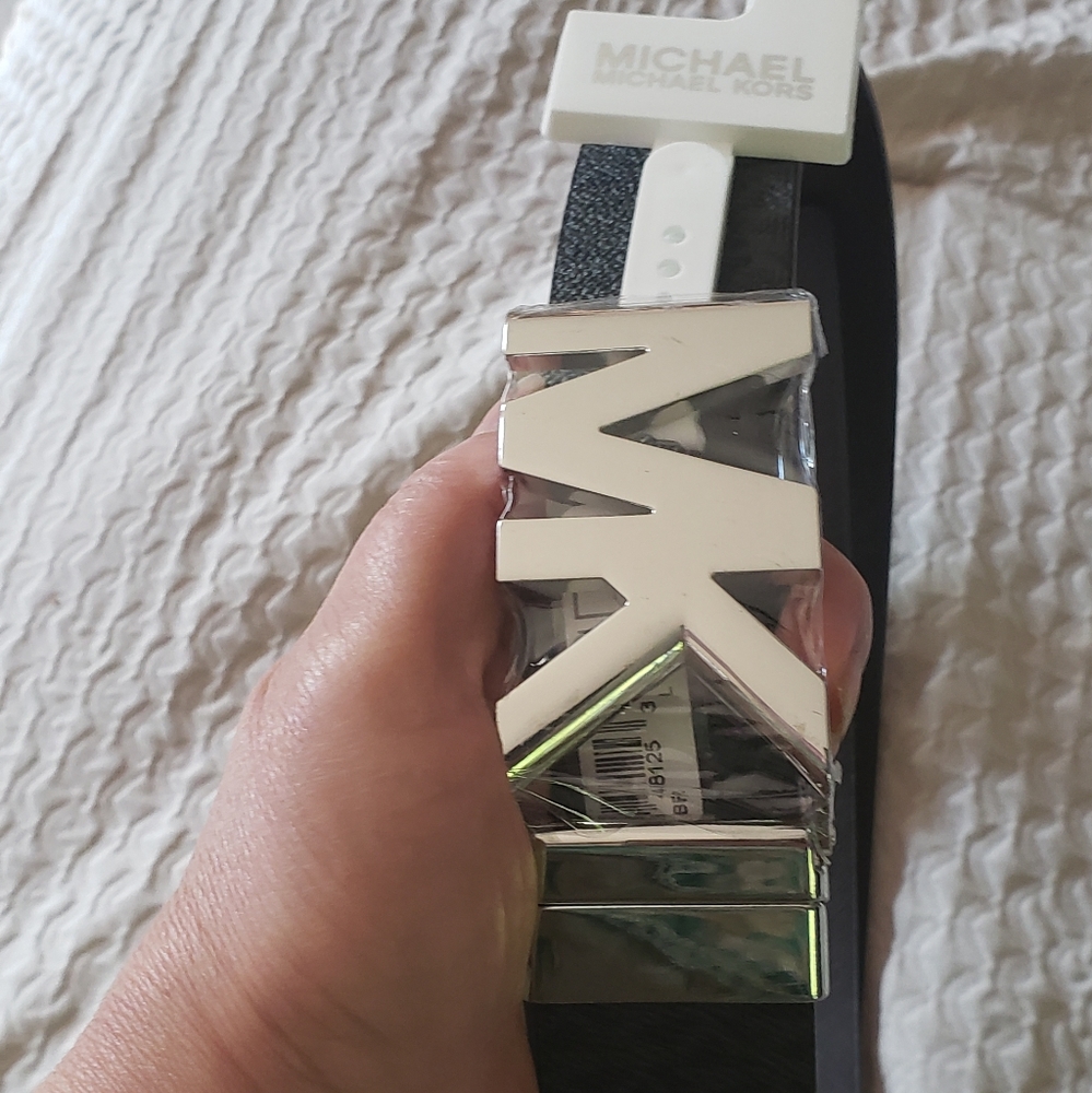 @(Ew)Michael kors ladies reversible belt - Picture 5 of 9